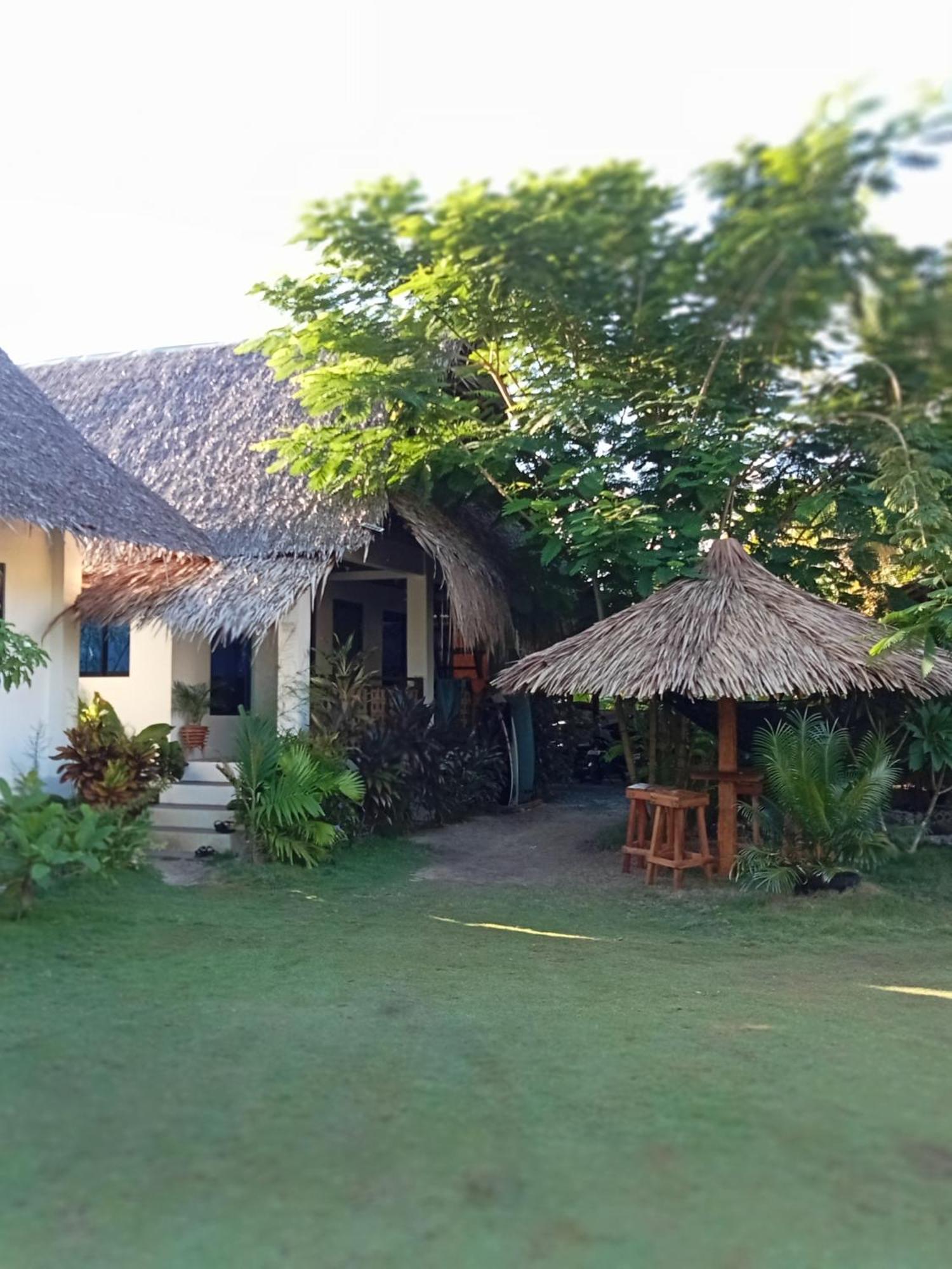 Weeroona Huts Homestay Pacifico San Isidro  Экстерьер фото