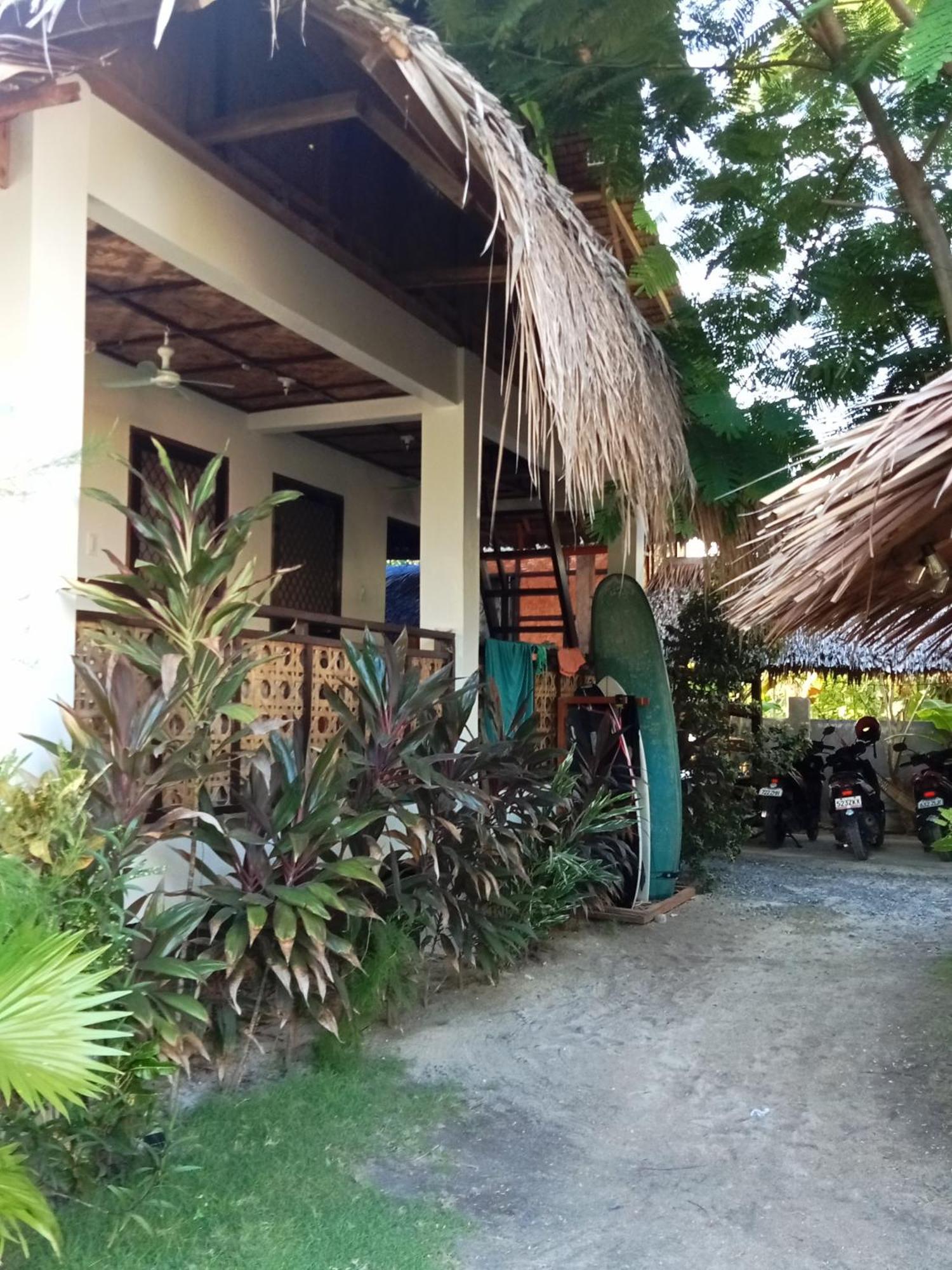 Weeroona Huts Homestay Pacifico San Isidro  Экстерьер фото