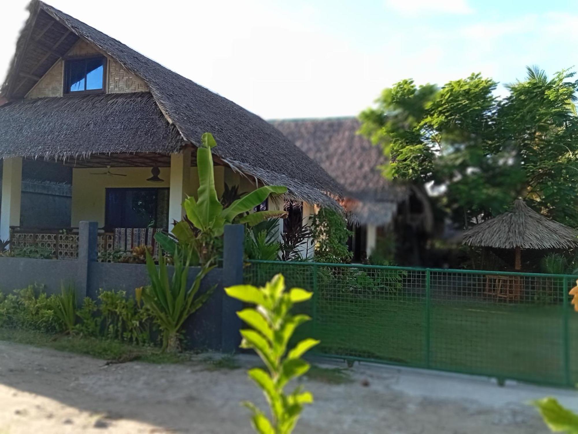 Weeroona Huts Homestay Pacifico San Isidro  Экстерьер фото