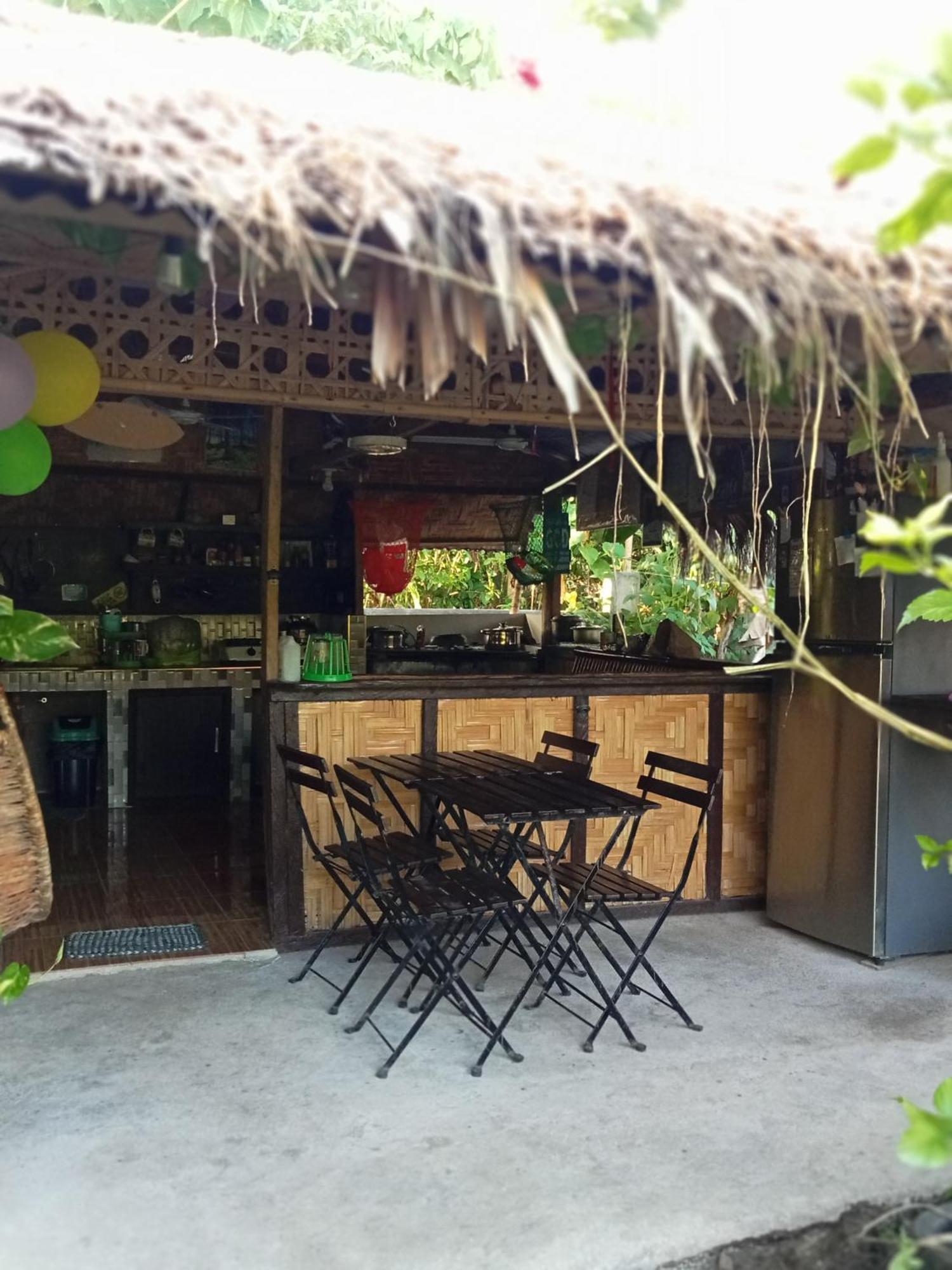 Weeroona Huts Homestay Pacifico San Isidro  Экстерьер фото